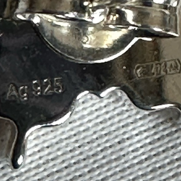 NWT GUCCI EARRINGS 🦋 - Picture 10 of 11